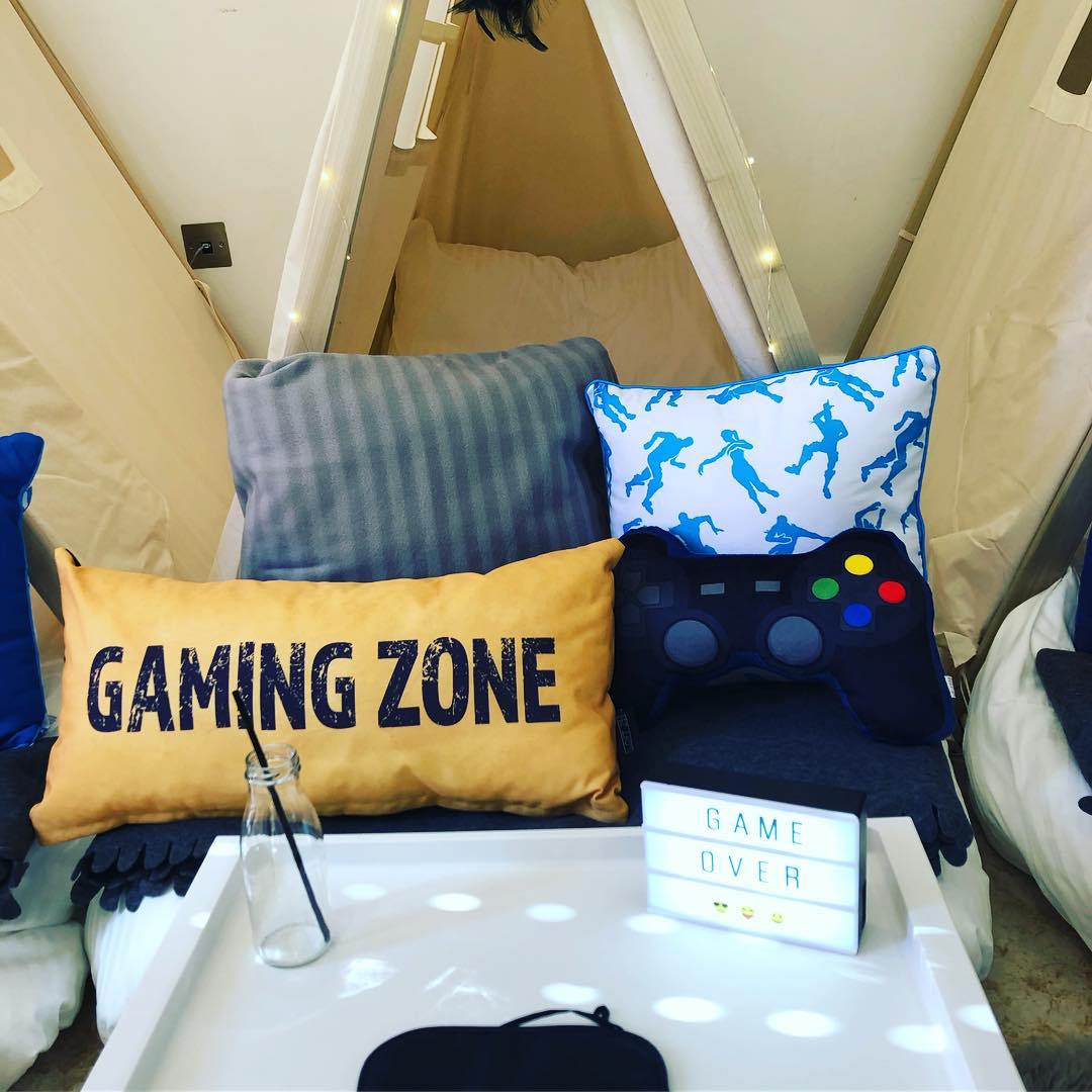 Gamer teepee theme